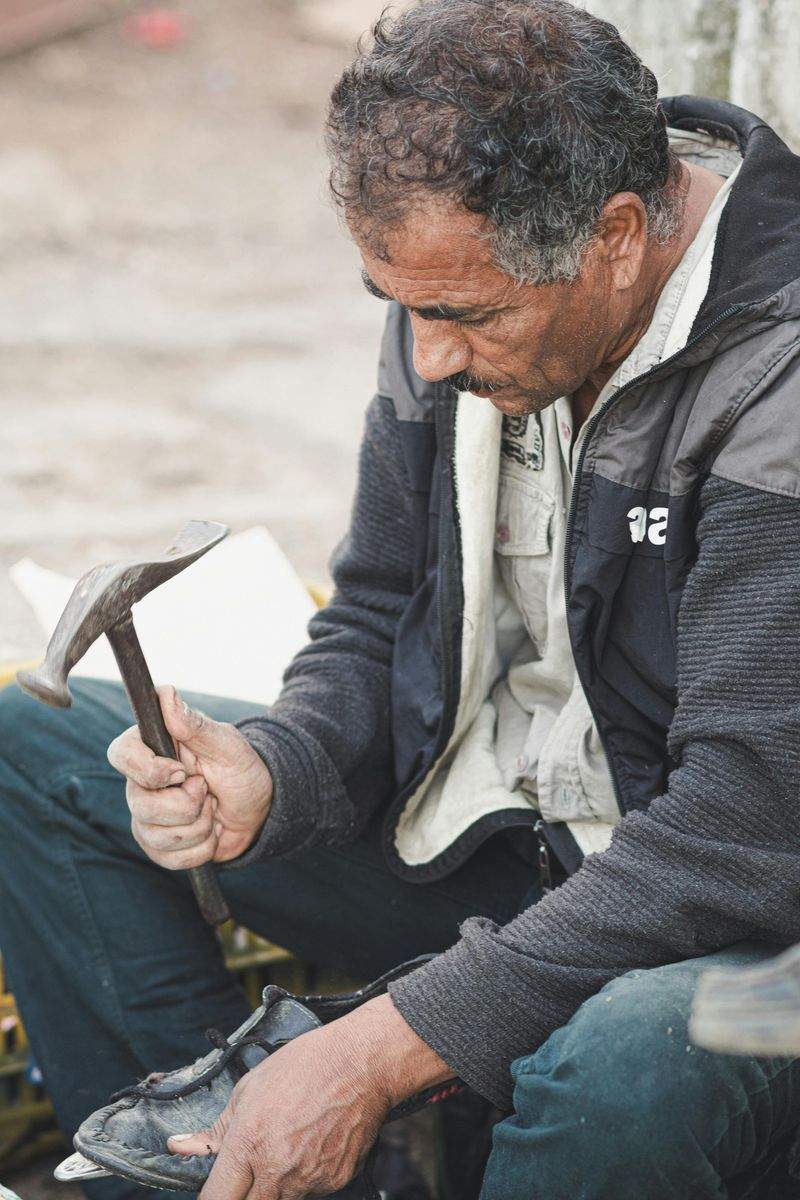 靴修理の匠 - Image 1